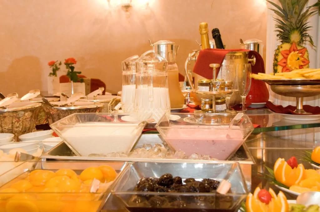 Hotel De La Ville - photo 14
