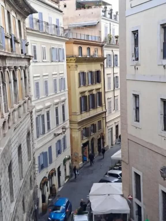 Home Piazza Dell'Orologio - photo 1
