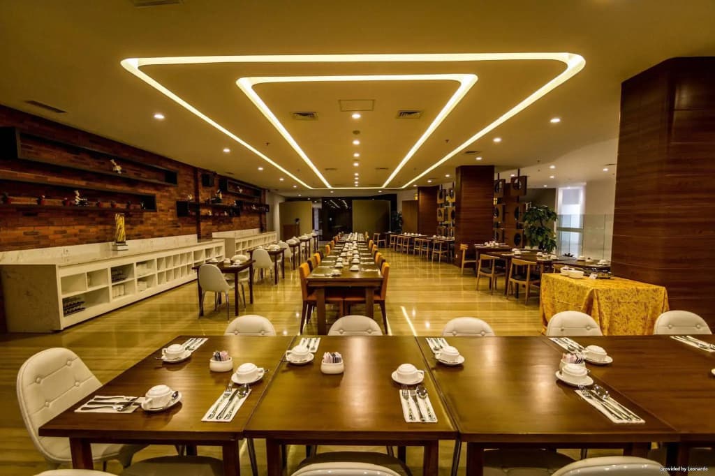 Hariston Hotel & Suites - photo 19