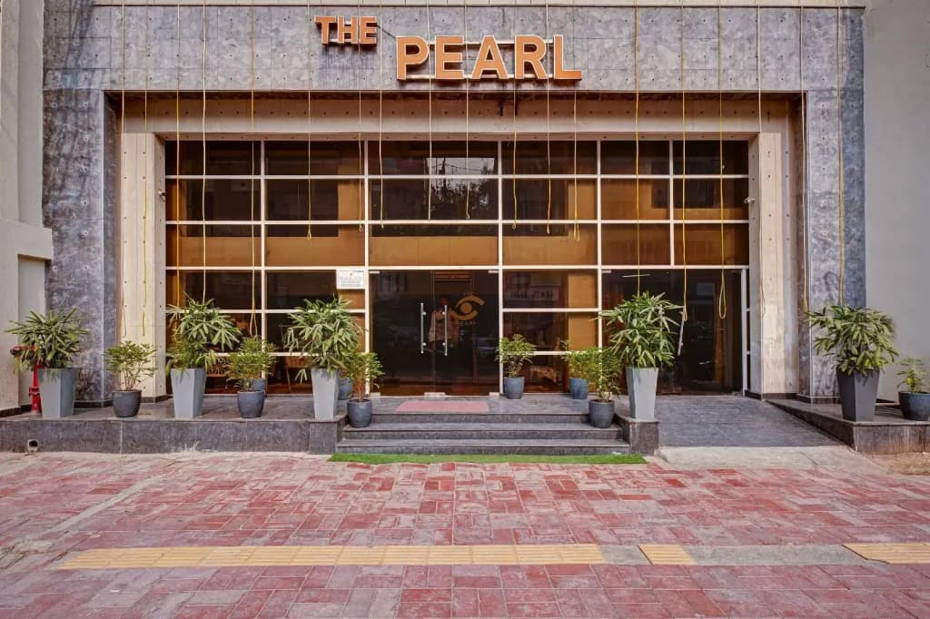 Hotel The Pearl - Newly Renovated in City Centre - photo 21