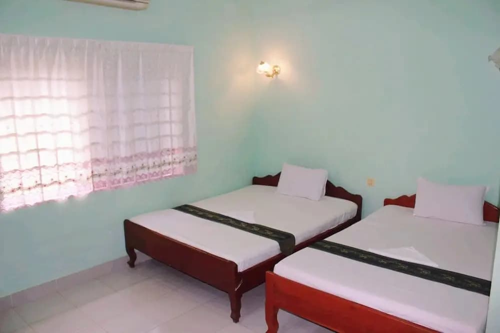 Hagios Global Guesthouse - photo 3
