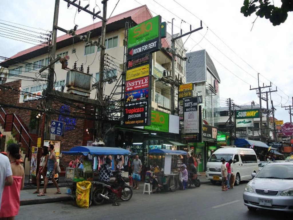 Silla Patong Boutique – Beach Walk Access - photo 15