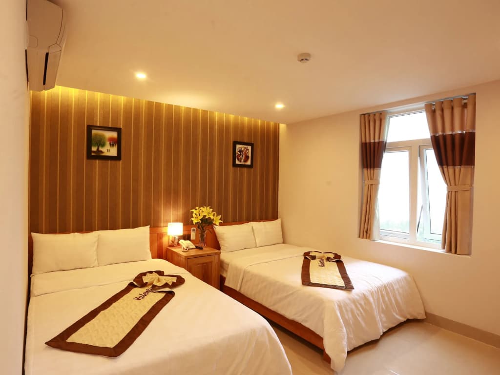 Valentine Hotel - photo 5