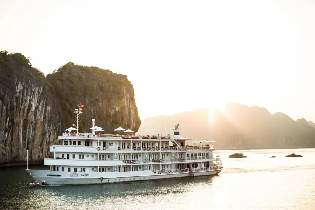The Au Co Cruises - photo 12