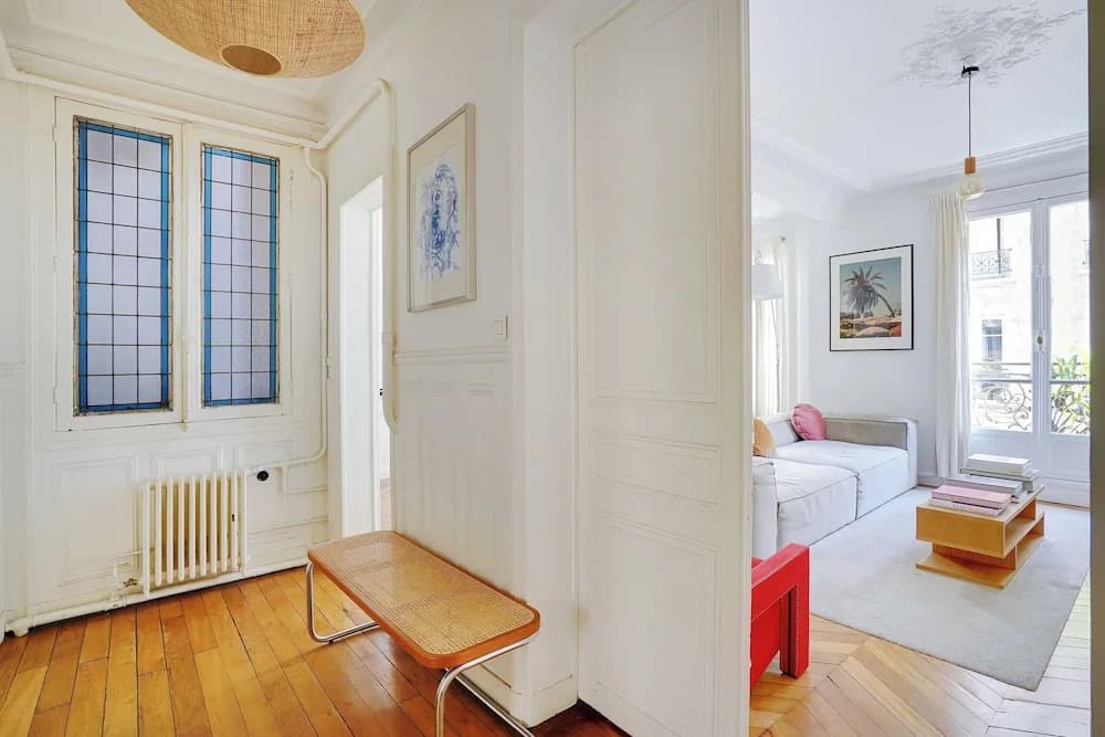 Charming Apartment- 2br-4p- Parc Monceau - photo 17