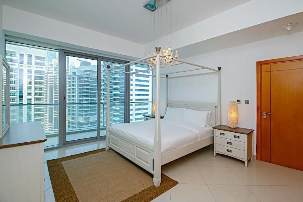 R&H Trident Grand Residences - photo 2