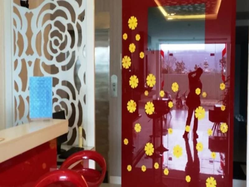 Red Beach Hotel - photo 9