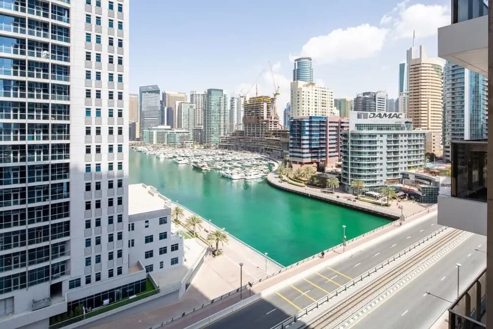 Sophisticated 2BR in Dubai Marina - Your Dream Destination! - photo 24