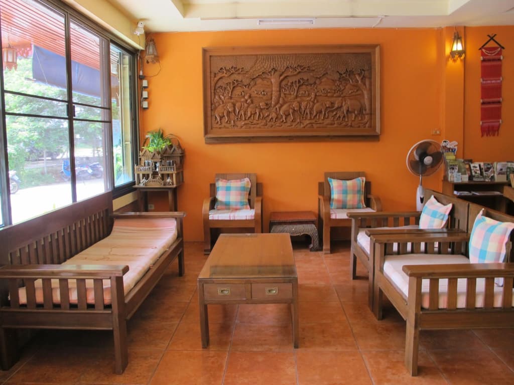 Bautong Lodge Guest House - photo 13