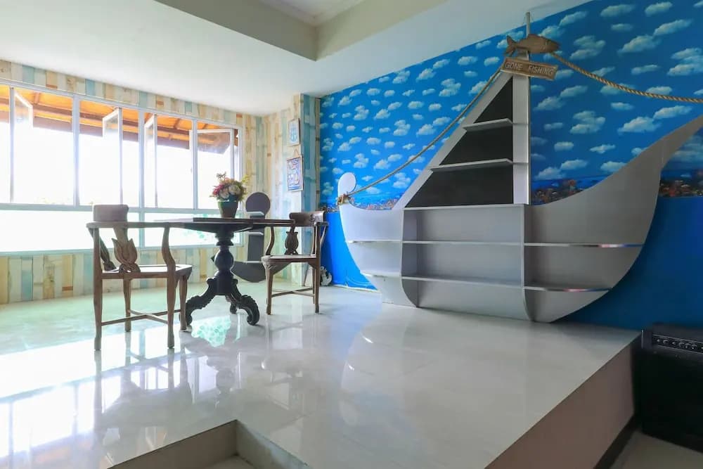Lavender Hostel - photo 2