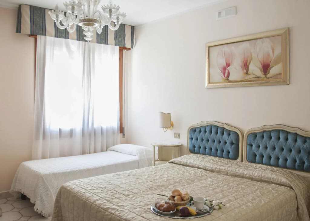 Hotel Villa Serena - photo 3