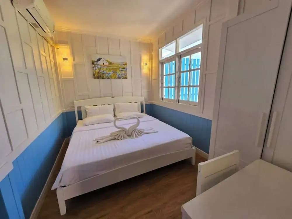 IP Plus Beach Resort - photo 3