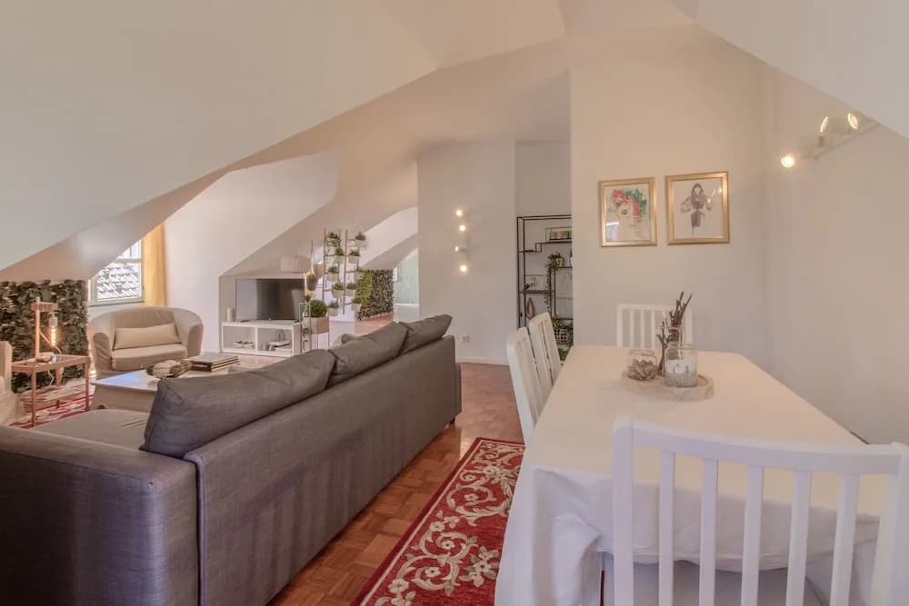 Beautiful flat with balcony & Great location - photo 19
