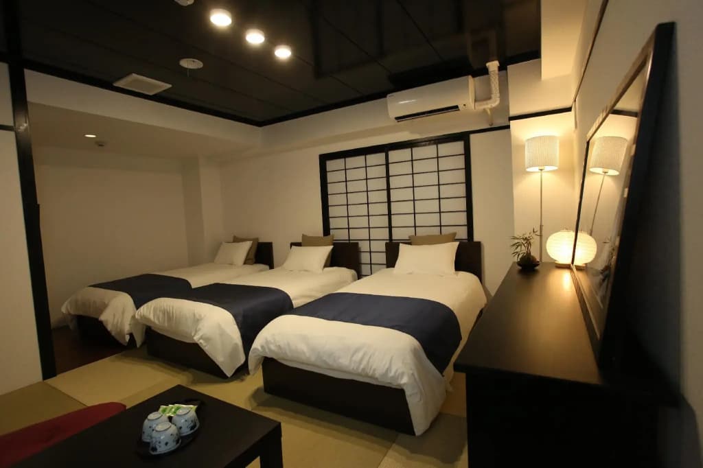 Rozy Hotel Namba - photo 16