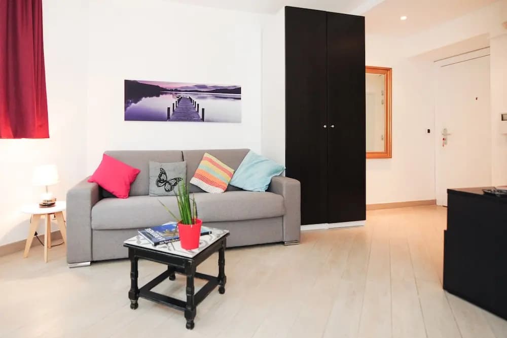 Studio Orange Five Stars Holiday House - photo 2