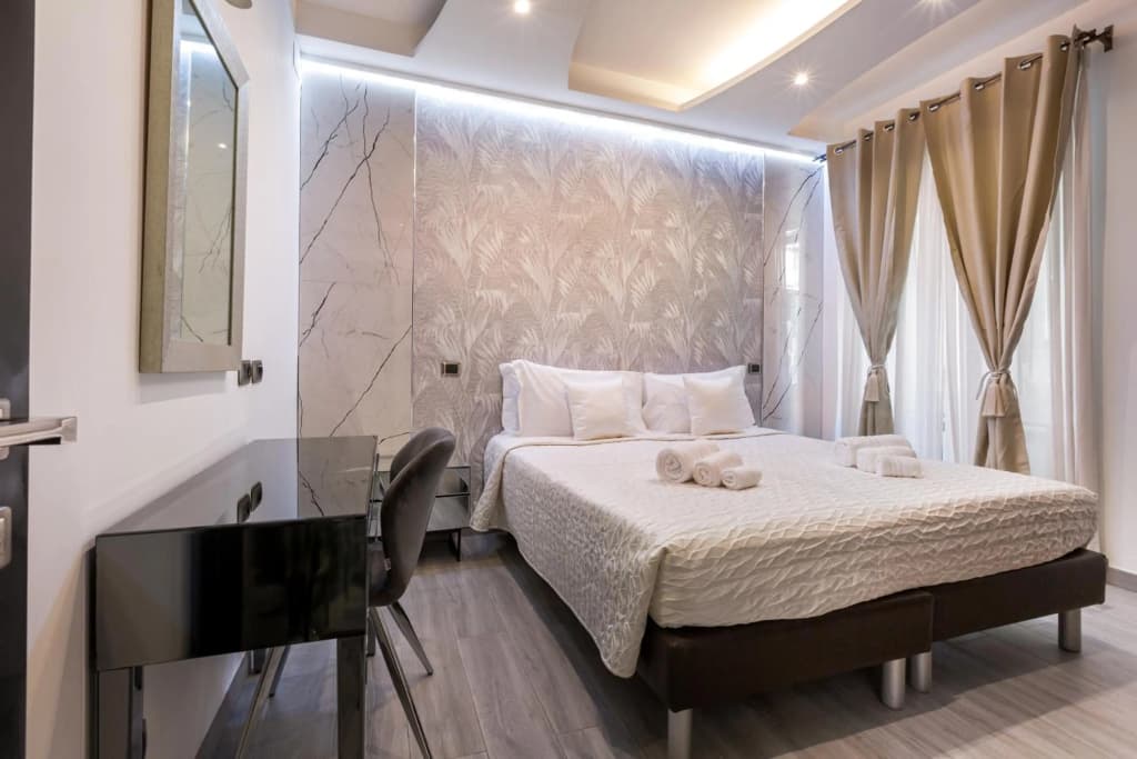 Daphne Luxury Suites - photo 42