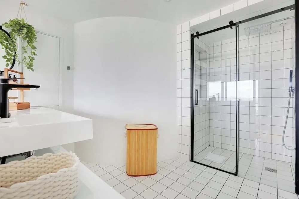 Exceptional View of Paris With A/C - 2bd/4p - photo 9