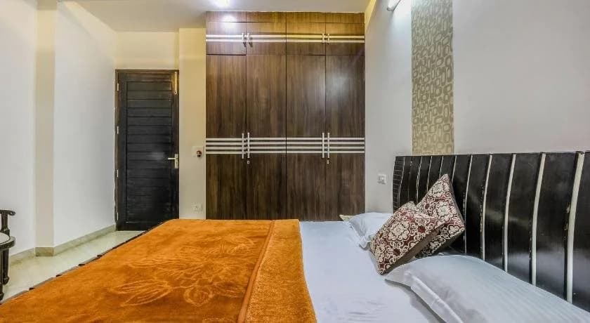 Stay Royal Bed  Breakfast - photo 18