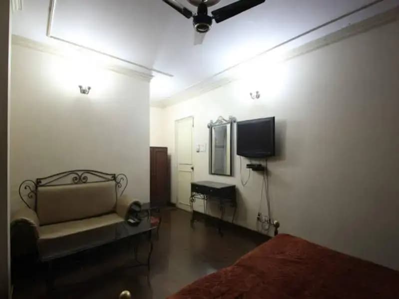 Hotel Red Castle - photo 10