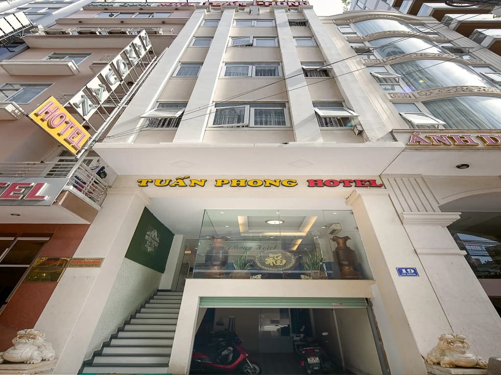 Tuan Phong Hotel - main photo