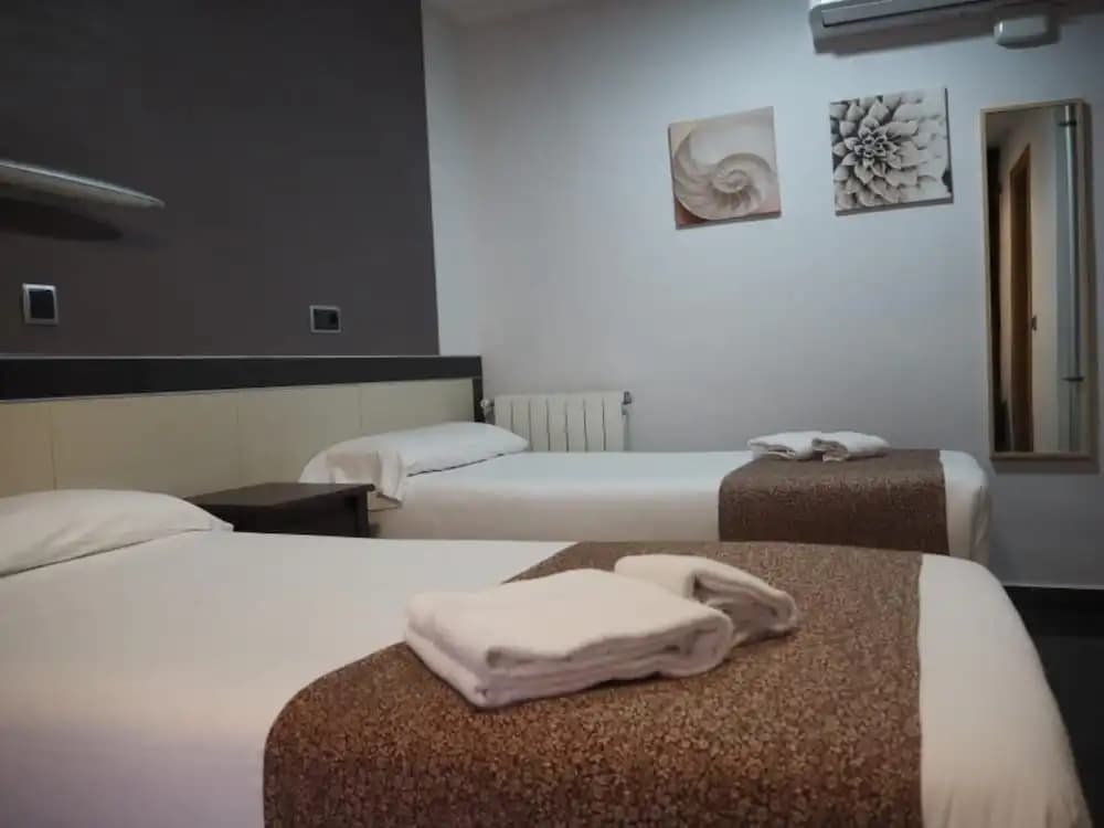 Hostal Levante - photo 14