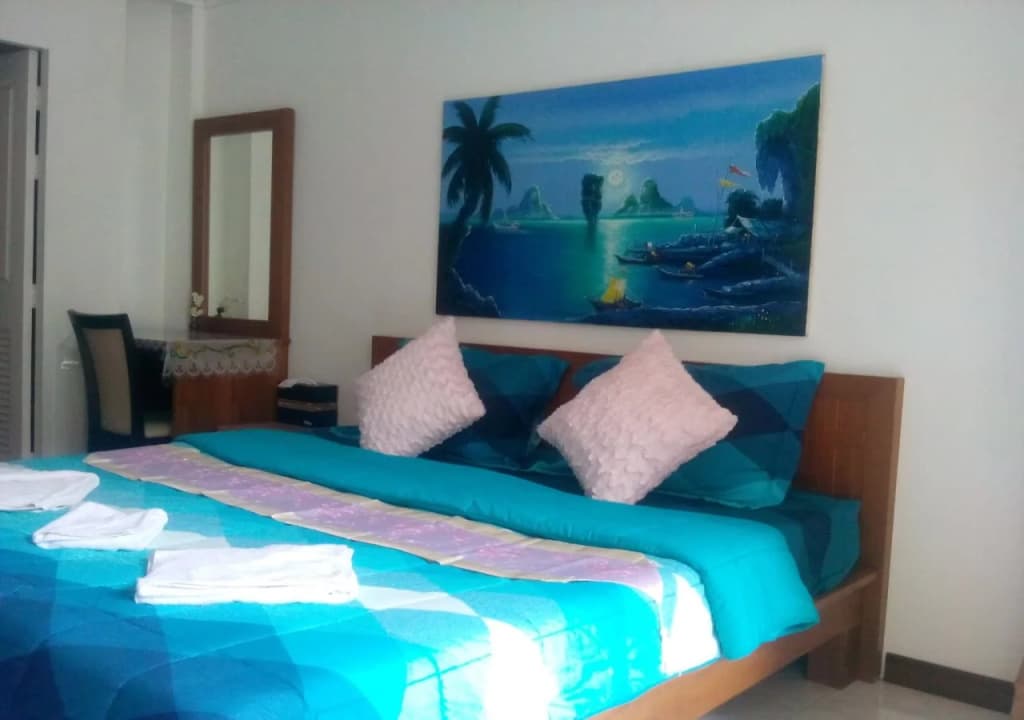 Sunshine Guesthouse - photo 4