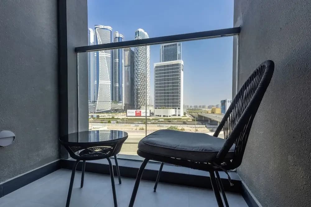 Waves - Elegant Studio Retreat in Dubai’s Business Bay - photo 7