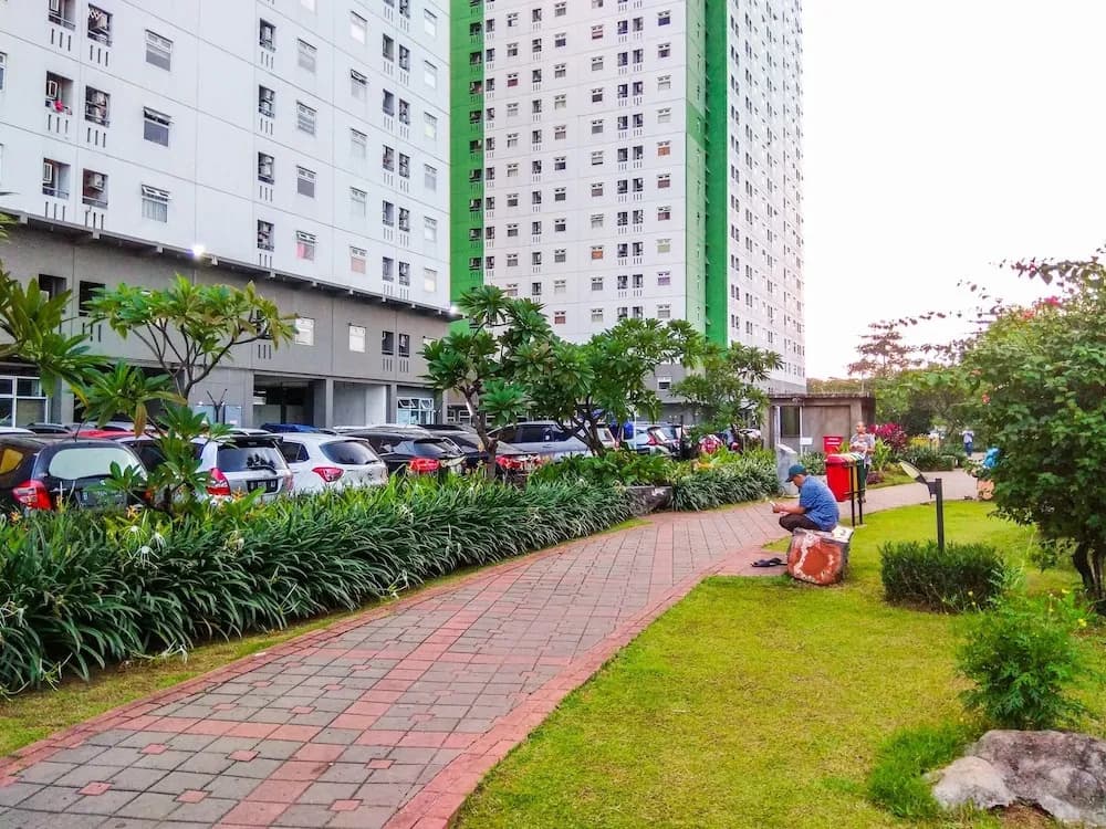 Minimalist Studio Green Pramuka Apartment - photo 8