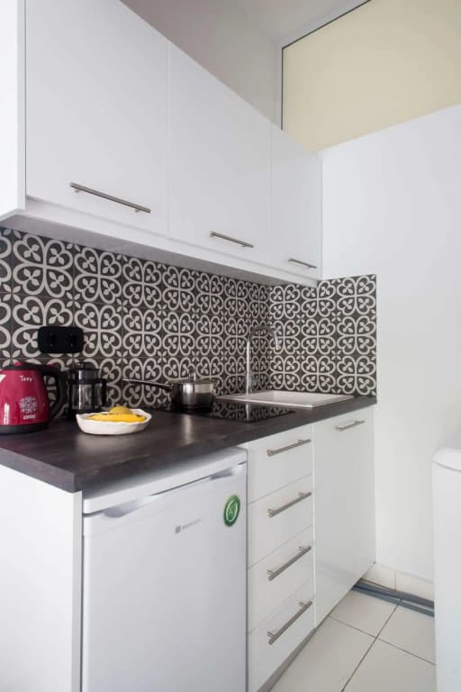 Newly renovated studio downtown Athens! - photo 15