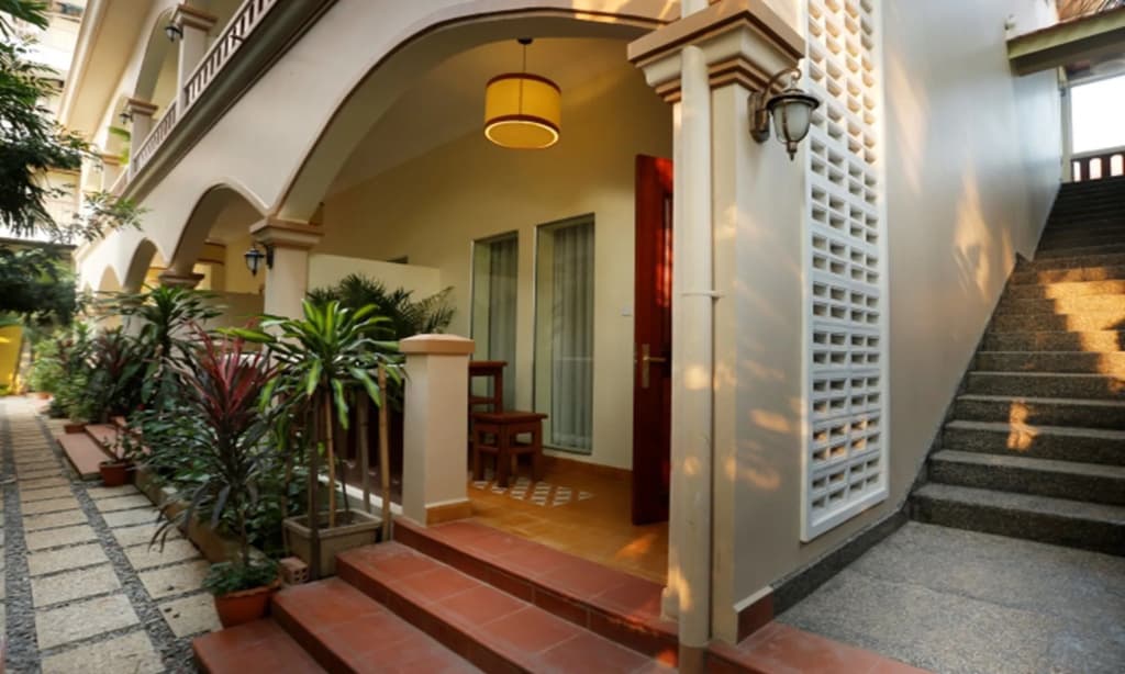 Forest King Hotel - main photo