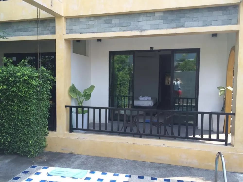 B Happy Resort - photo 19