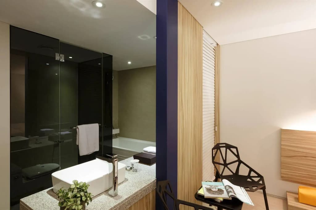 H Hotel Seocho - photo 4