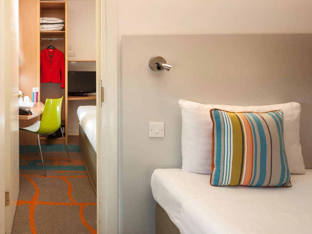 Ibis Styles London Excel Hotel - photo 7