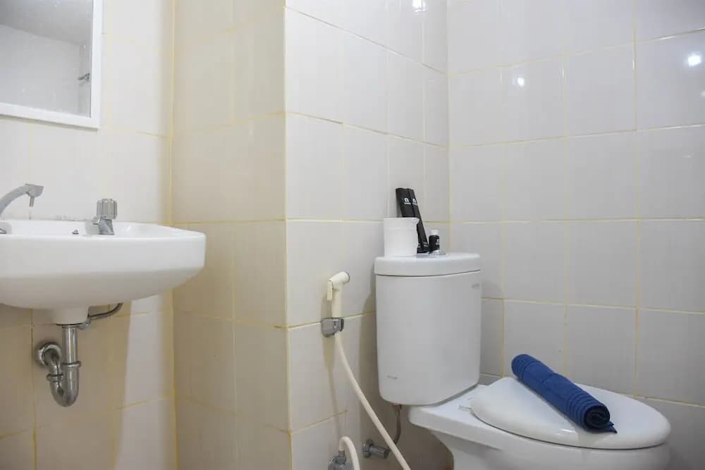 Comfy And Tidy Studio Amethyst Apartment - photo 8
