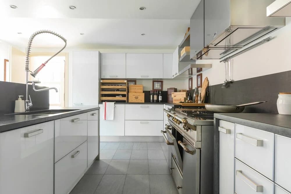 Fabulous 600m2 Loft - photo 18