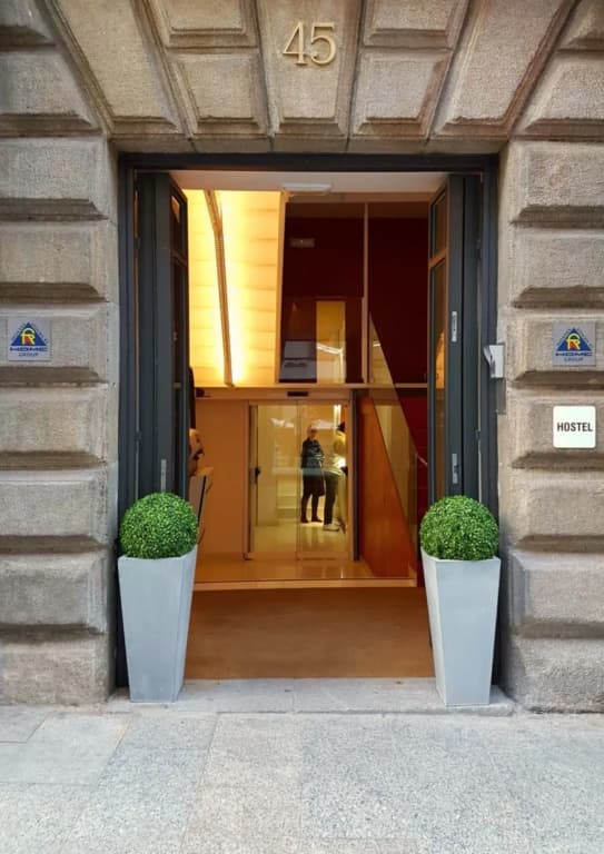 Far Home Atocha Hostel - photo 1