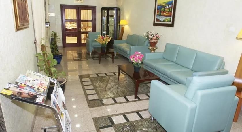 Safeer Plaza Hotel Apartments - photo 11