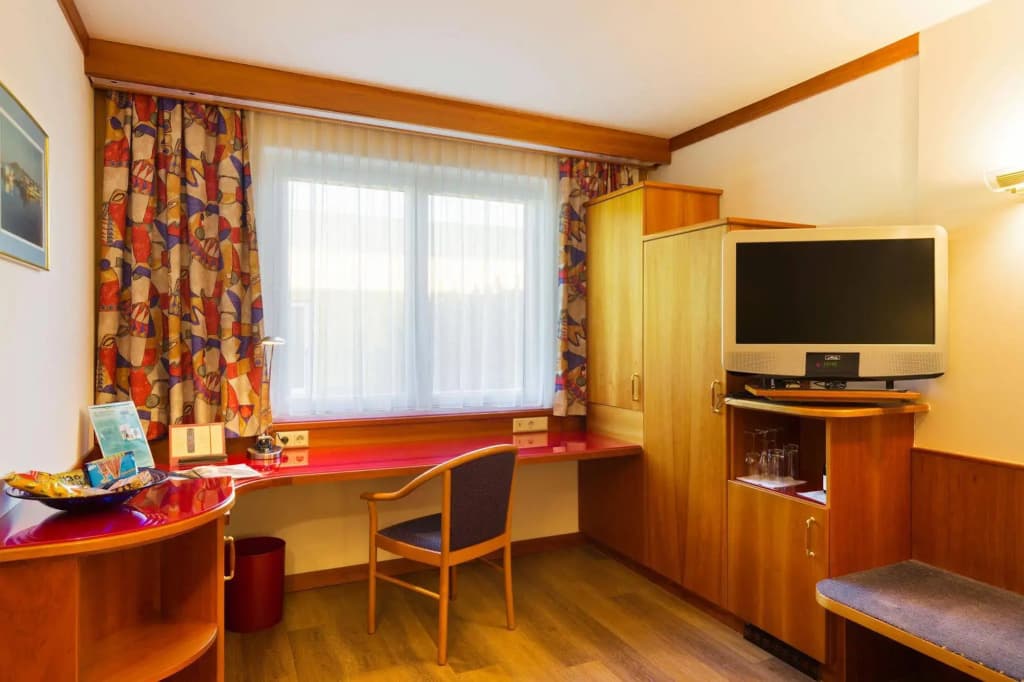Vienna Sporthotel - photo 5