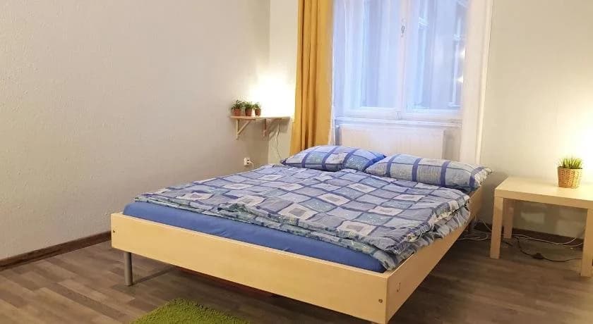 Emerald Apartment - main photo