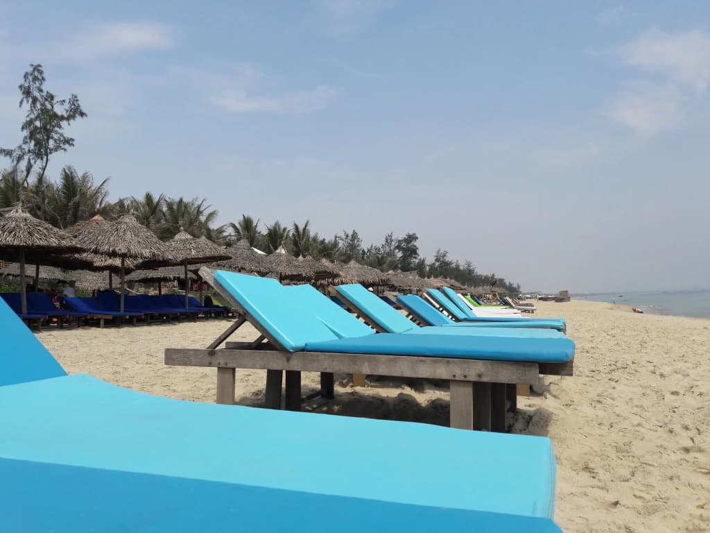 Life Beach Villa - photo 14