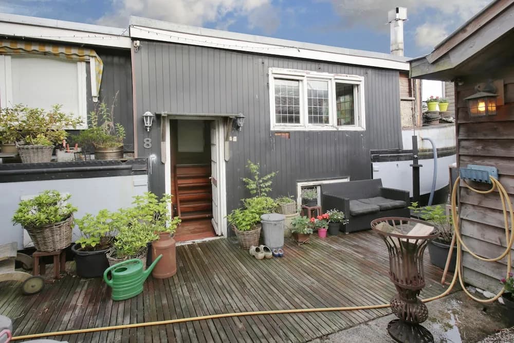 Stylish Studio In Houseboat - photo 11