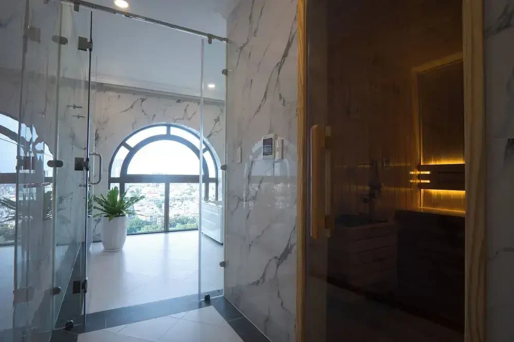 LaChateau - photo 17
