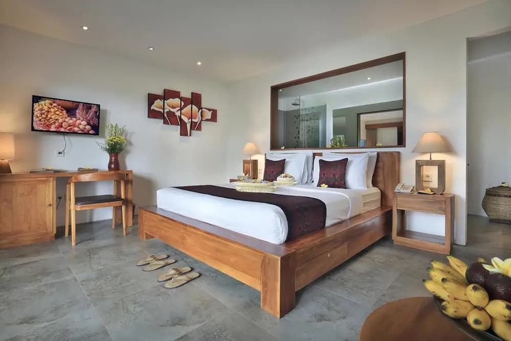 The Pandora Hotel - photo 18