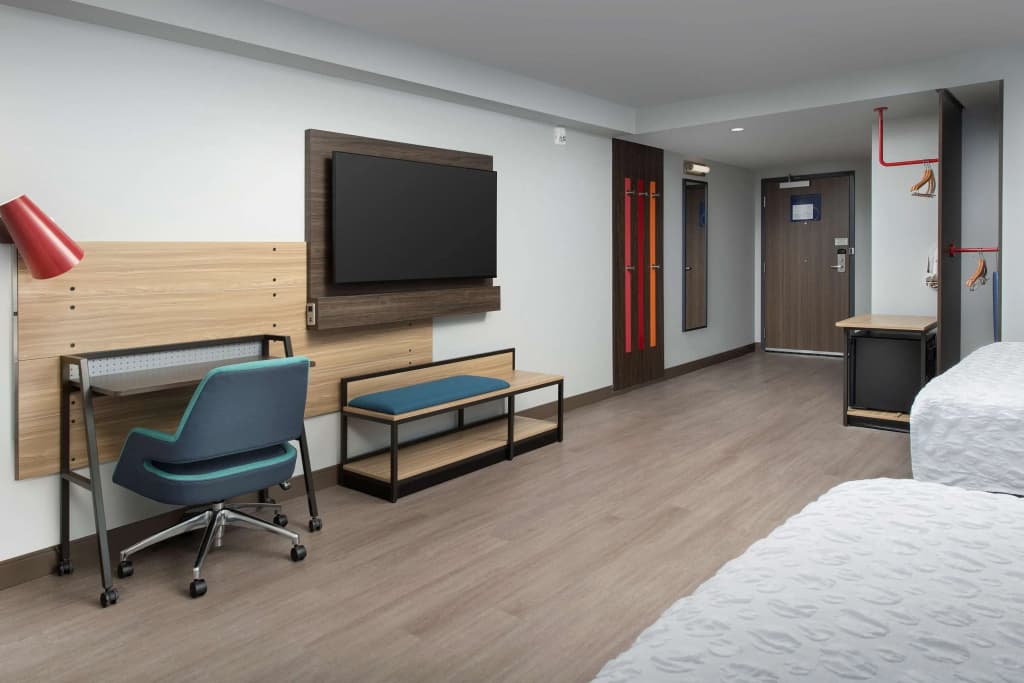 TRU by Hilton Miami Airport South Blue Lagoon, FL - photo 3