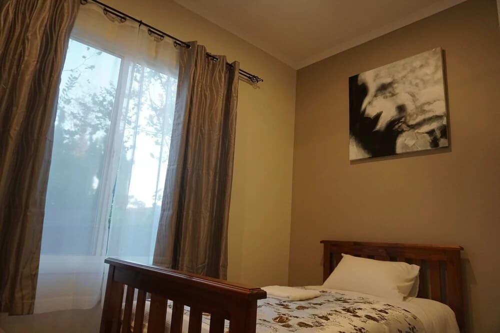 Villa Carlingford - photo 3