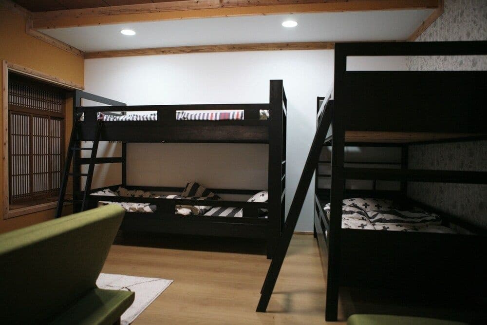 Maru House - Hostel - photo 15