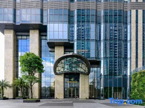 Celavie Services Apartments Vinhomes & Landmark 81 - photo 3