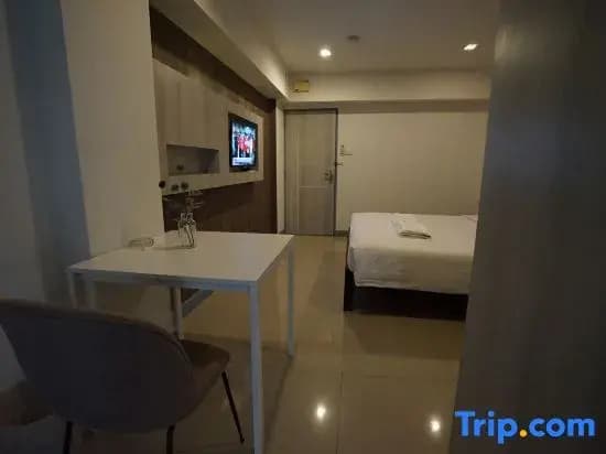 The Spring Srinakarin Hotel - photo 7