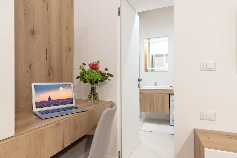Luxury Apartments Piazza Cavour - photo 2