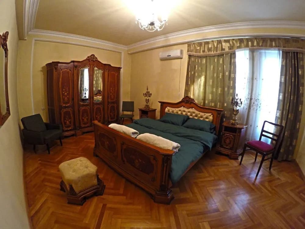 Classical Green Hostel - photo 3